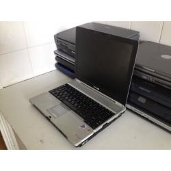 10 laptops for spares or repairs - joblot