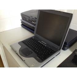 10 laptops for spares or repairs - joblot