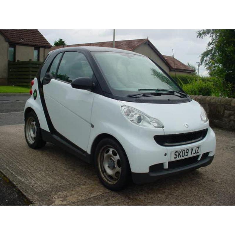 Smart fortwo 1.0 ( 71bhp ) Pure 5 speed(2009)54,000 mls.