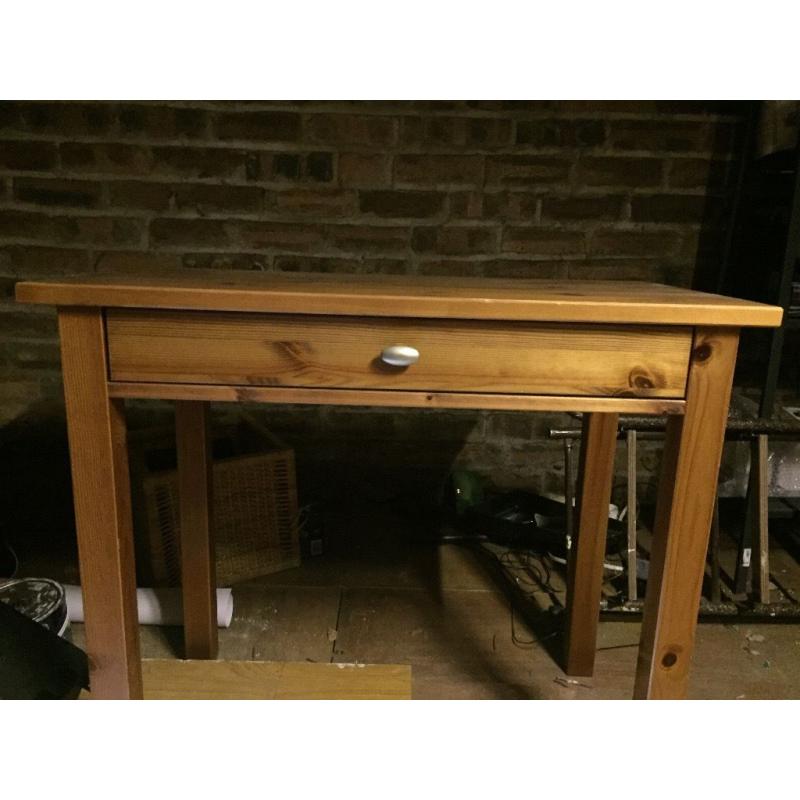 Console dressing table with stool