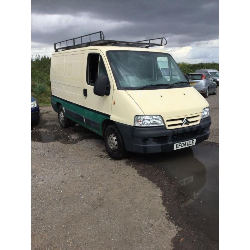 2004 CITREON relay lovely driver in average condition 1 yrs mot side loading door ready for work