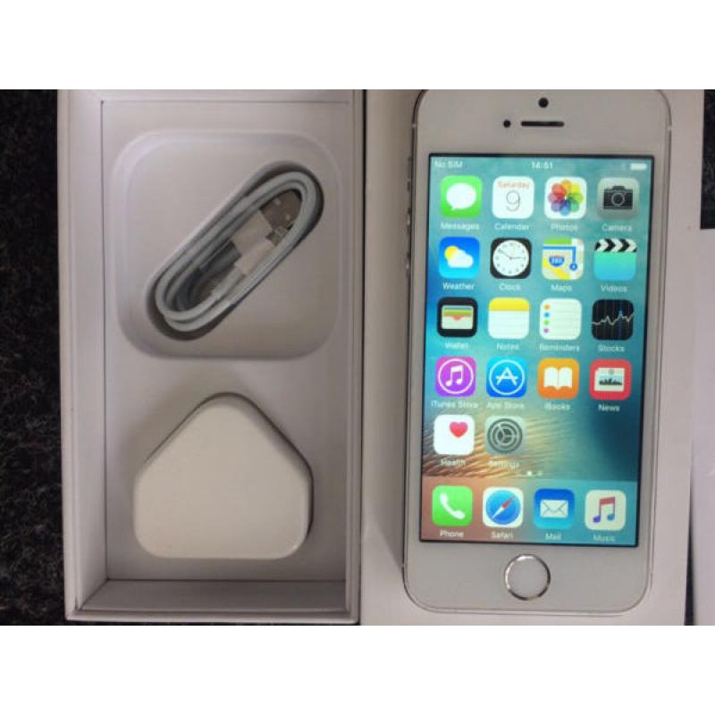 Phone 5s 16gb White & Silver EE Sim Locked Boxed